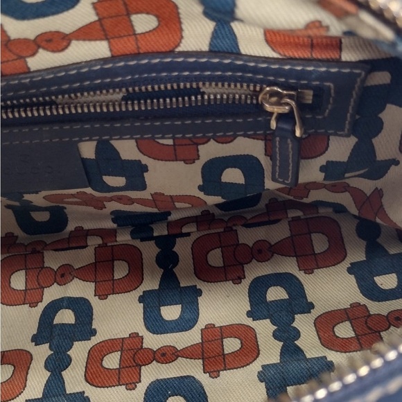 Gucci blue Leather Handbag pre owned Exellent condition - Picture 3 of 16